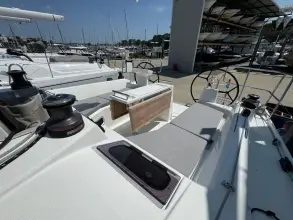 Thumbnail von Beneteau Oceanis 34.1