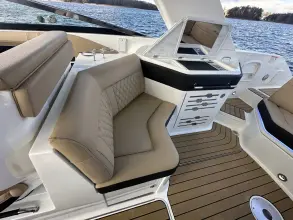 Thumbnail von Sea Ray SLX 310