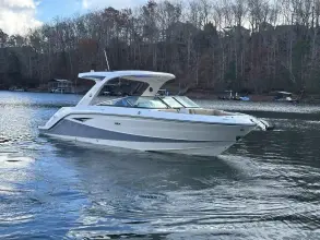 Thumbnail von Sea Ray SLX 310