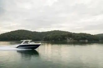 Thumbnail von Sea Ray SLX 310 Outboard