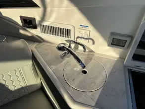 Thumbnail von Sea Ray 320 Sundancer Outboard