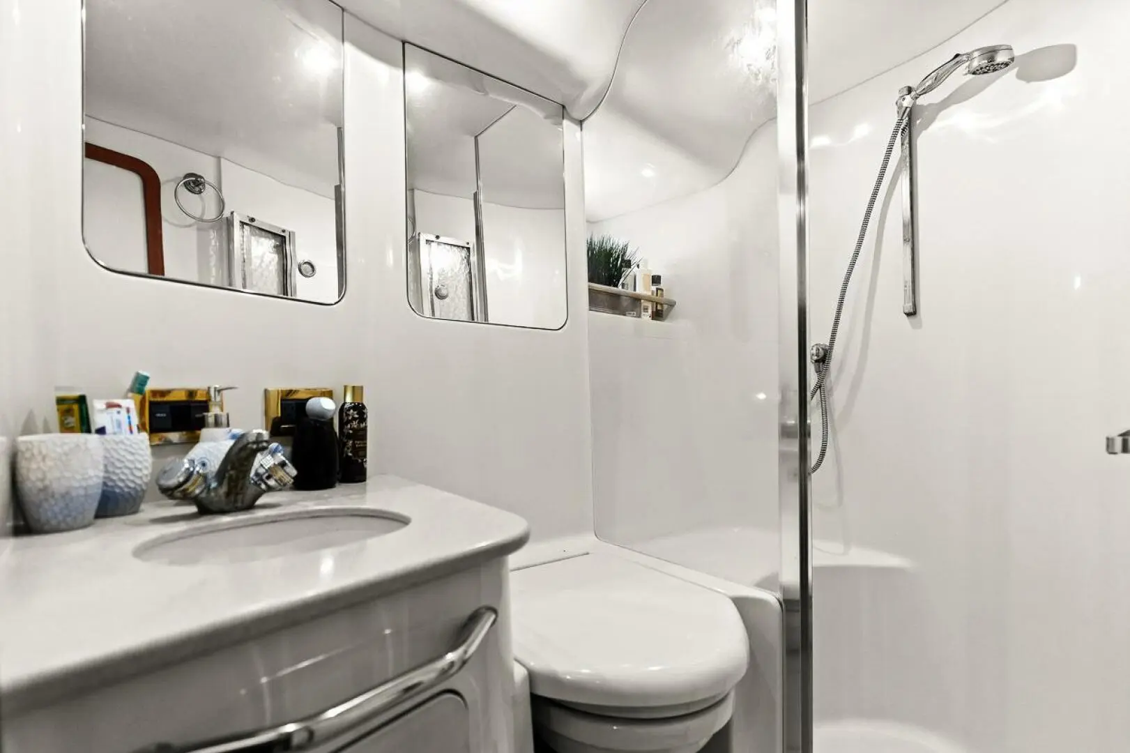 Thumbnail von Sea Ray 480 Sedan Bridge