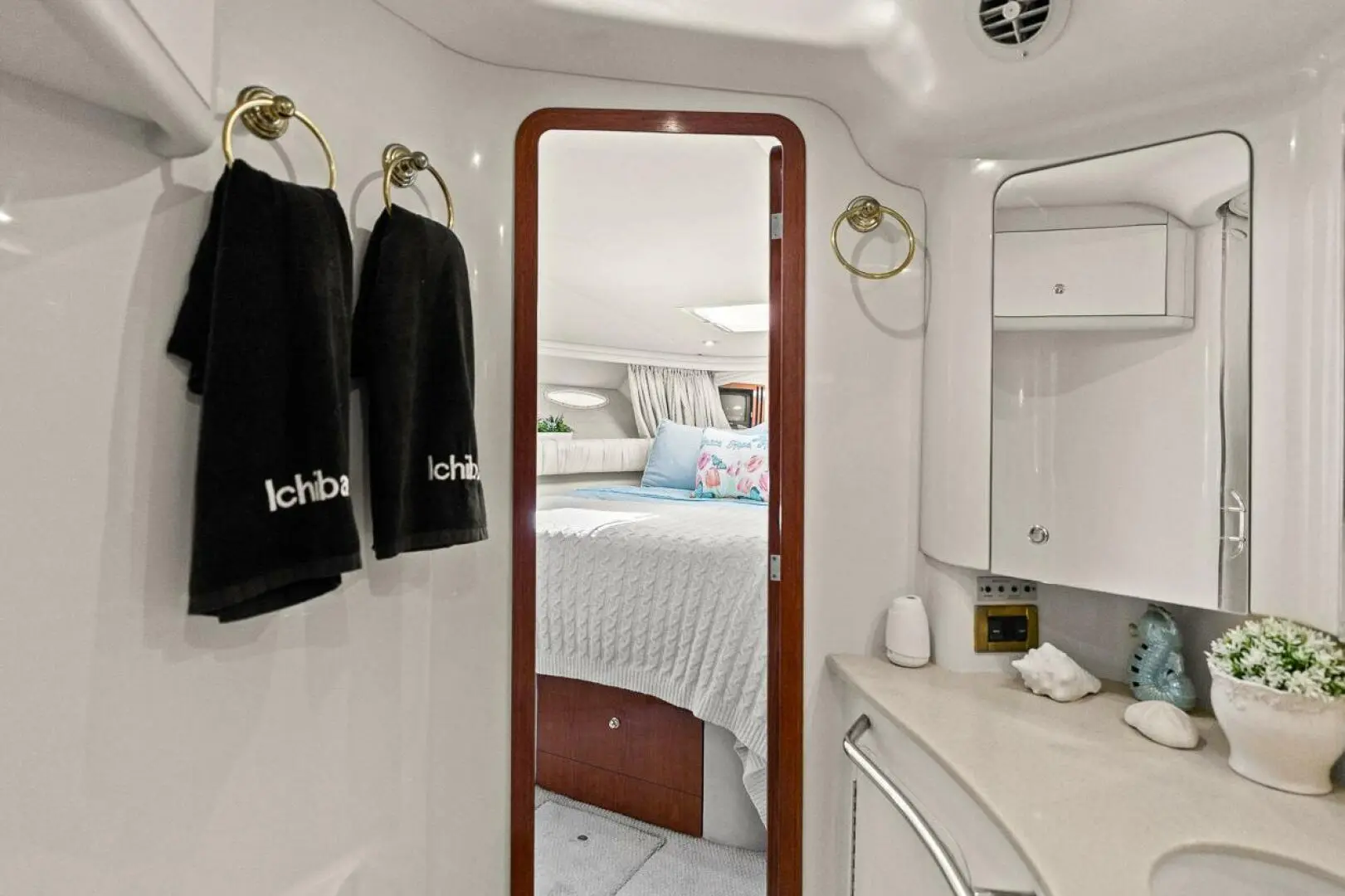 Thumbnail von Sea Ray 480 Sedan Bridge