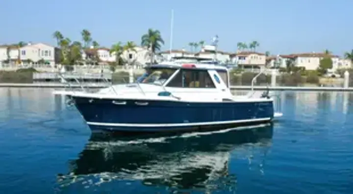Cutwater Boats 28