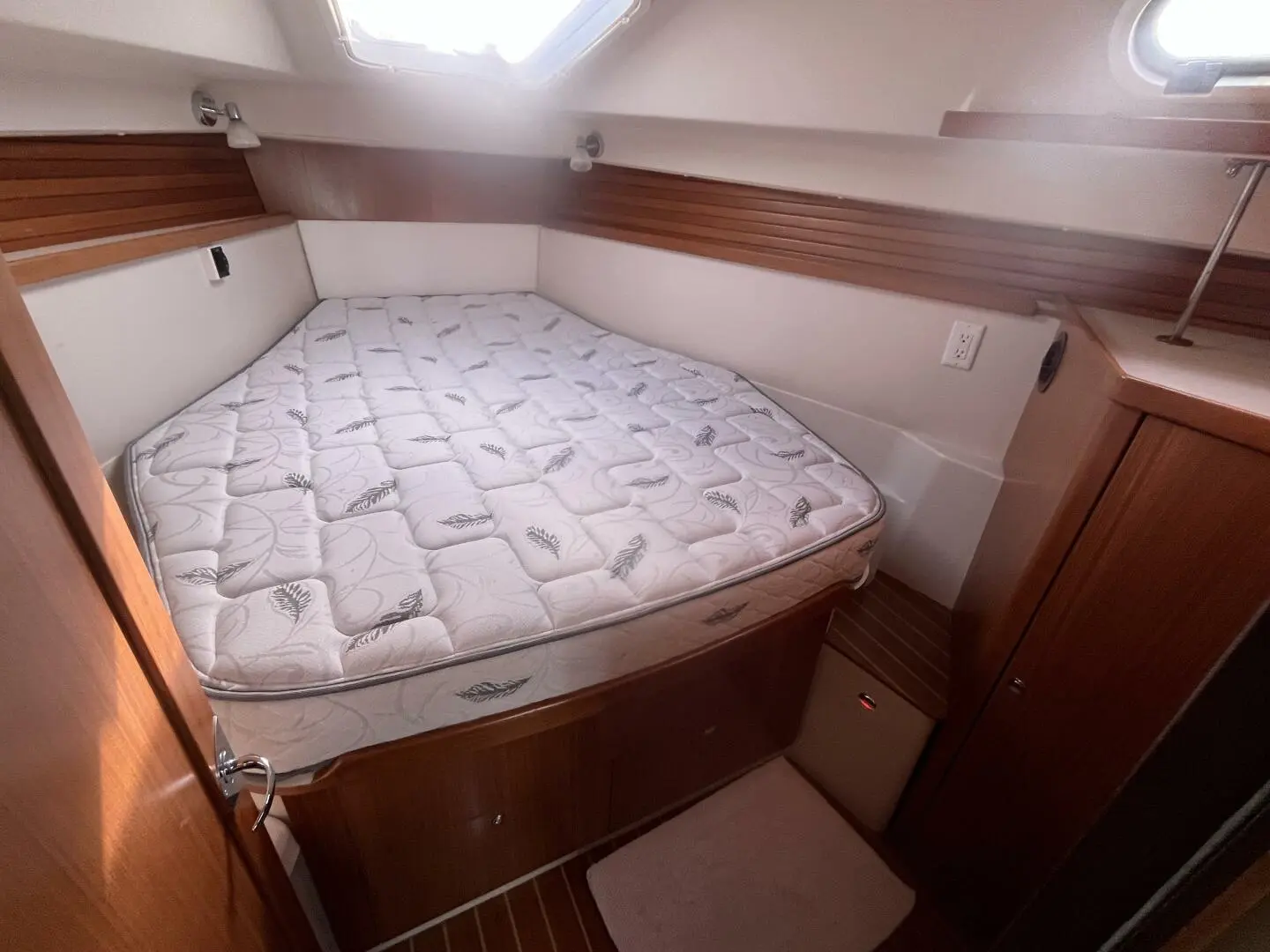 Thumbnail von Catalina 355 Selah