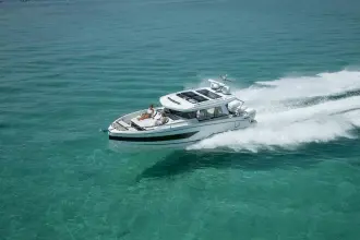 Thumbnail von Wellcraft Explorer 28