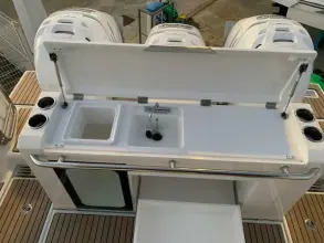 Thumbnail von Wellcraft Explorer 28