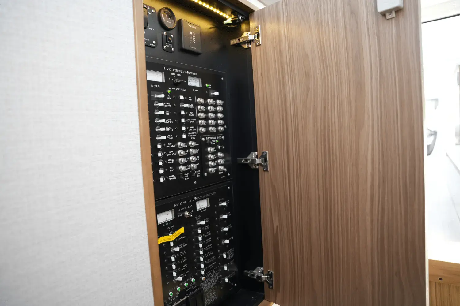 Thumbnail von Midnight Express 39s Open