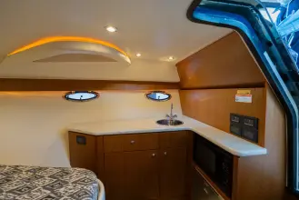 Thumbnail von Tiara Yachts 3100 Coronet