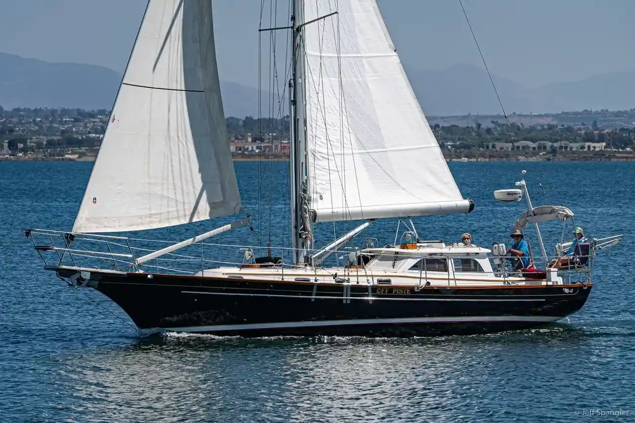 Thumbnail von Cabo Rico 42 Pilothouse