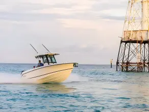 Thumbnail von Boston Whaler 280 Outrage