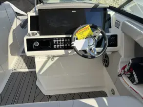 Thumbnail von Sea Ray SLX 350