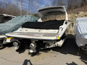 Thumbnail von Sea Ray SLX 350