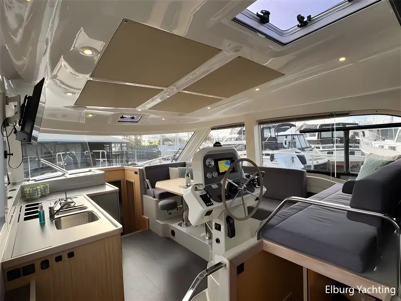 Thumbnail von Bavaria E40 Sedan