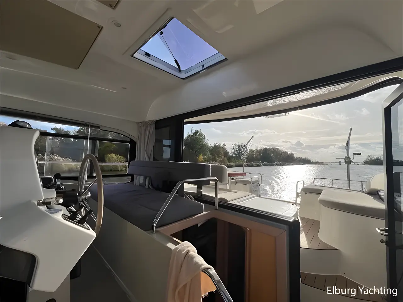 Thumbnail von Bavaria E40 Sedan