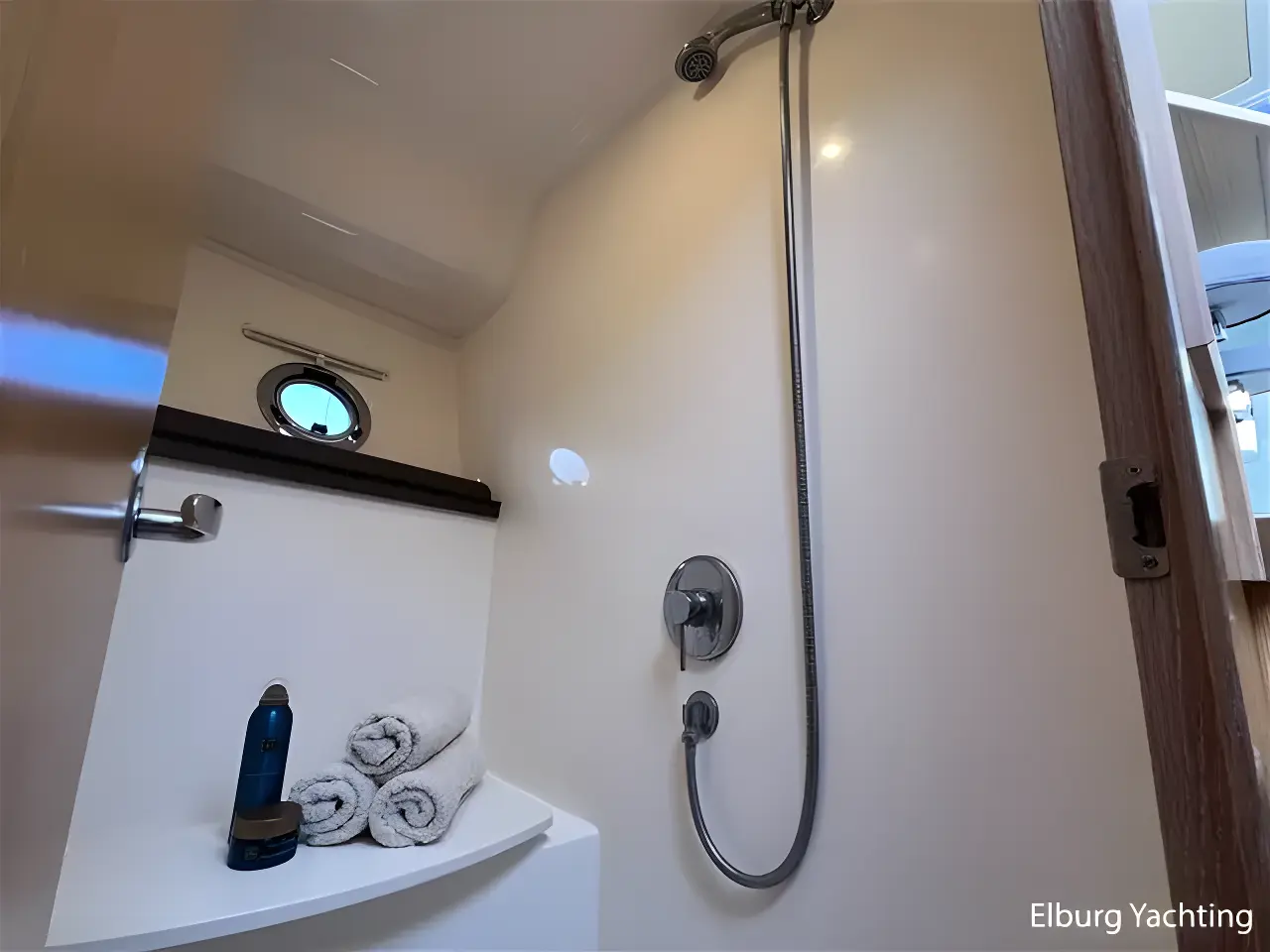 Thumbnail von Bavaria E40 Sedan