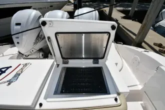 Thumbnail von Pursuit S 408