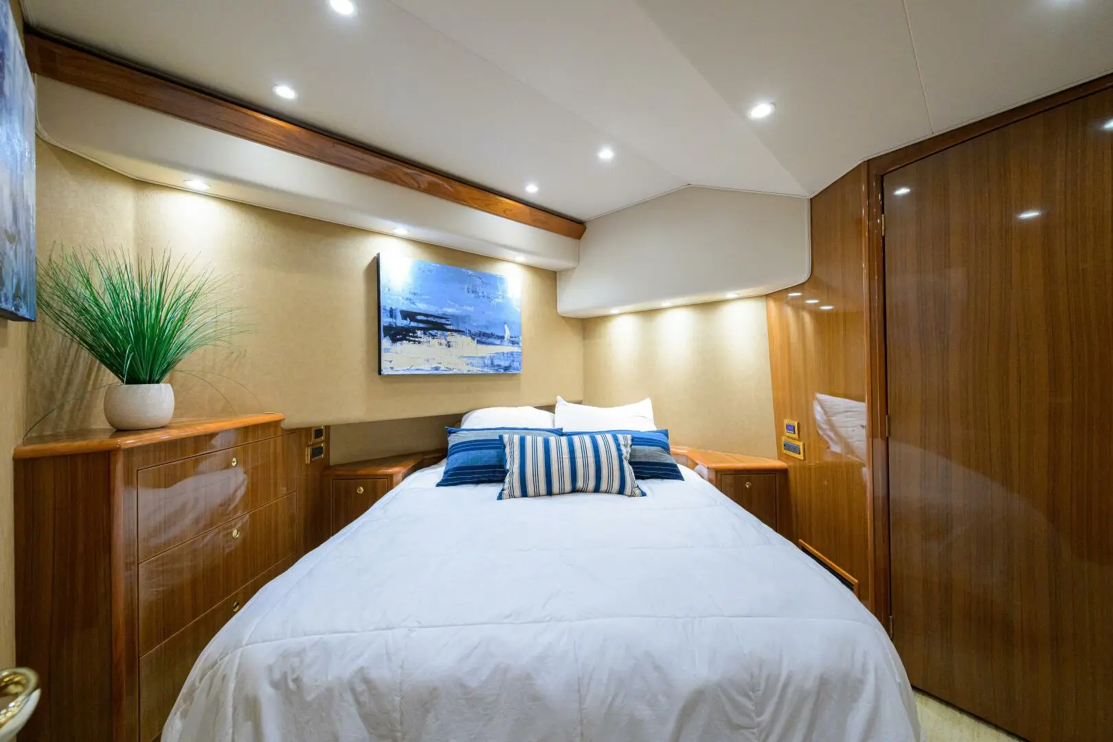 Thumbnail von Viking 64 Convertible 1/2 BARREL