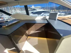 Thumbnail von Azimut 77s