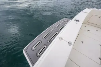 Thumbnail von Riviera 4400 Sport Yacht