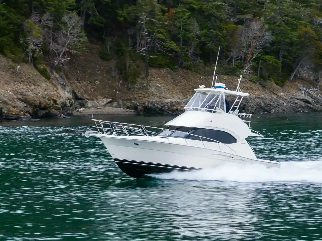 Thumbnail von Riviera 4400 Sport Yacht