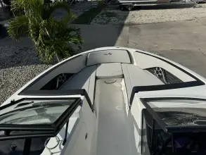 Thumbnail von Sea Ray SPX 210 fuera de borda