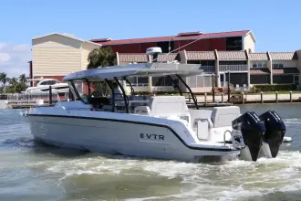 Thumbnail von Cruisers Yachts 38 VTR