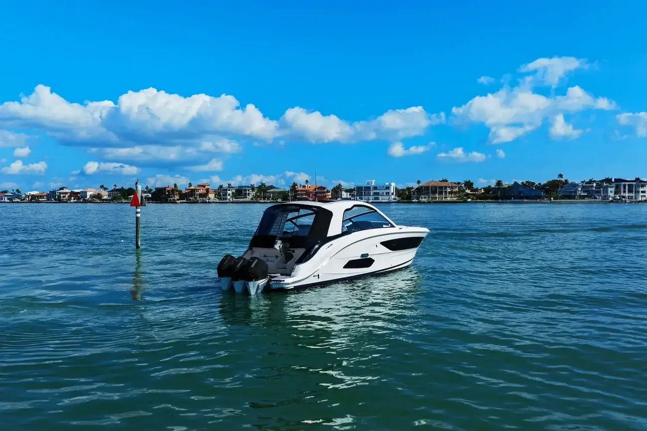 Thumbnail von Sea Ray 370 Sundancer z silnikiem zewnętrznym