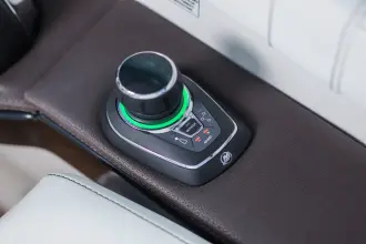 Thumbnail von Sea Ray 320 Sundancer с внешним мотором