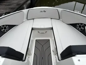 Thumbnail von Sea Ray SPX 210 Outboard