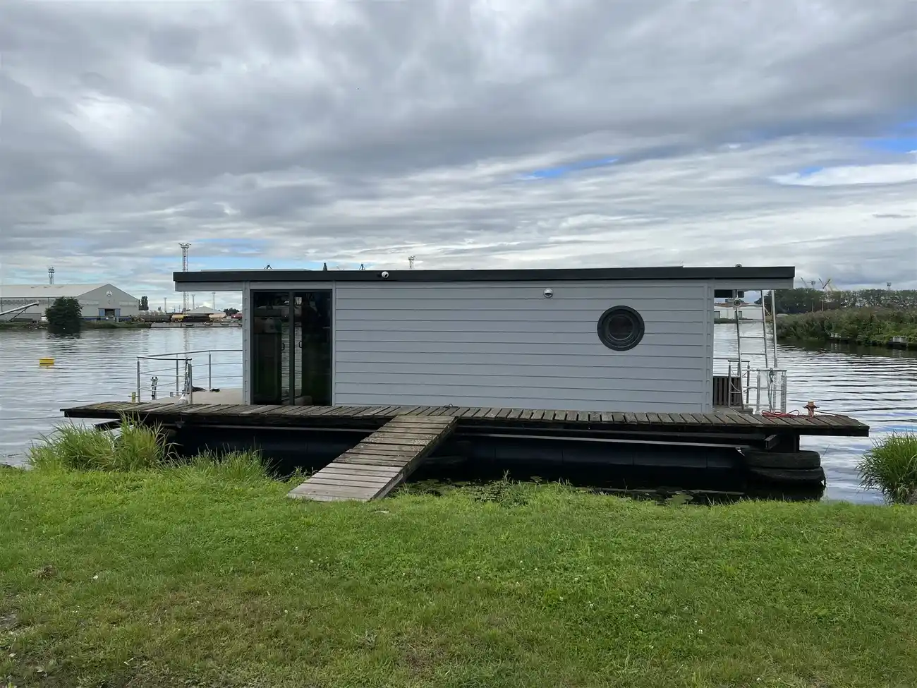 Thumbnail von Aqua House Hausboot Harmonia 340