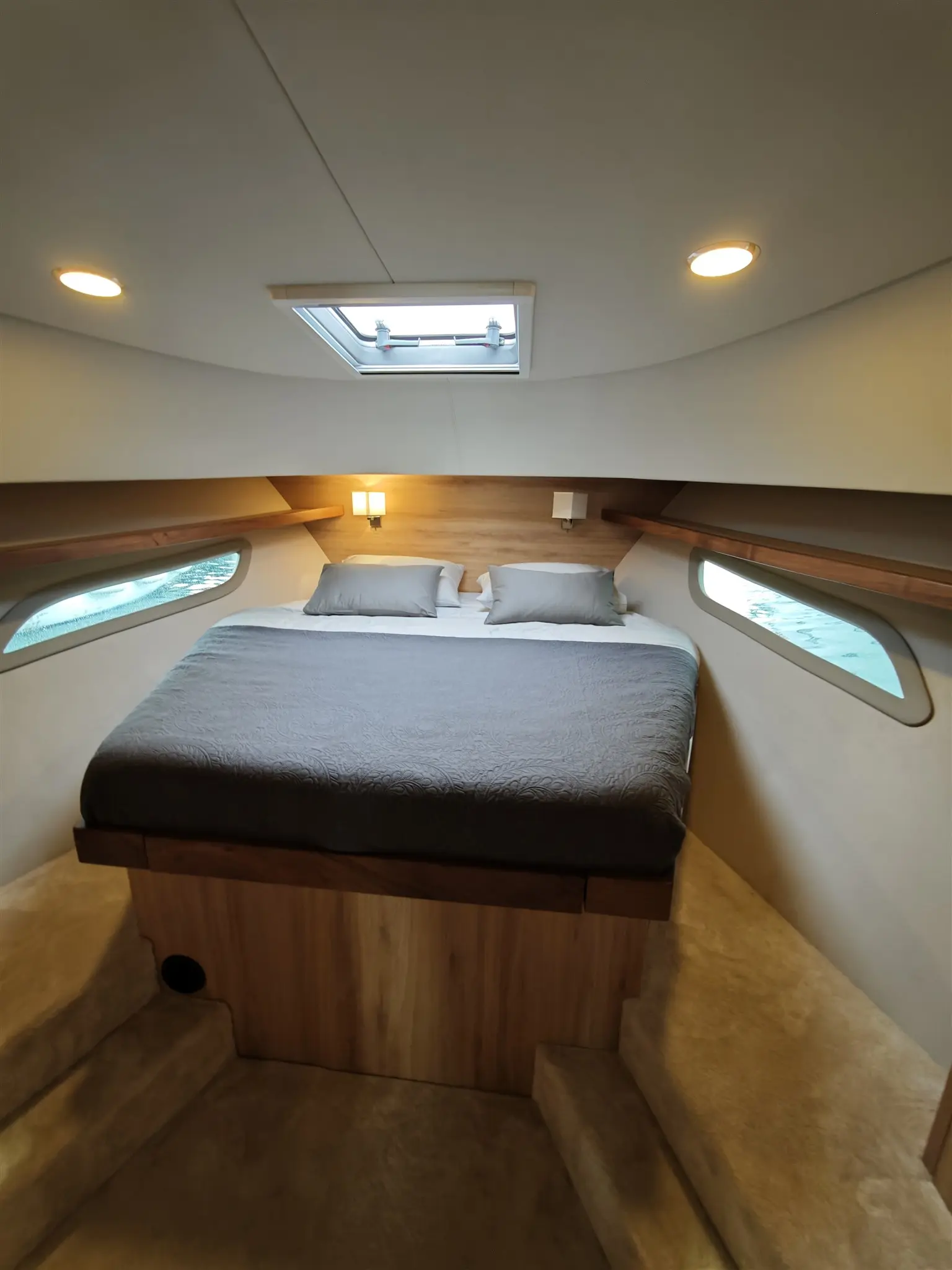 Thumbnail von Monachus 47 Fly