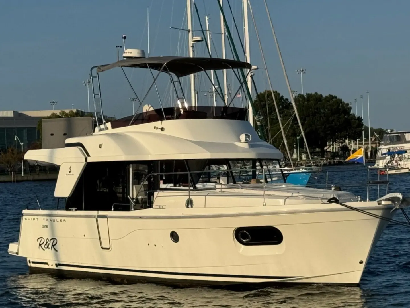 Beneteau Swift Trawler 35 R&amp;R