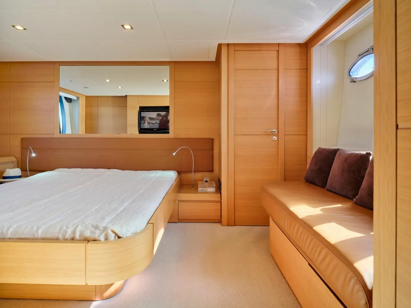 Thumbnail von Pershing 64