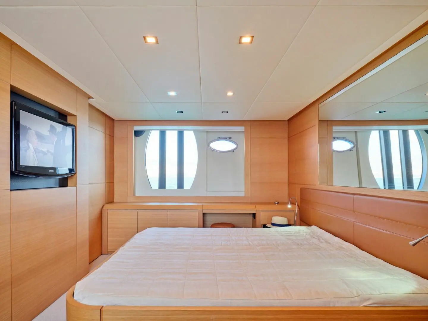 Thumbnail von Pershing 64