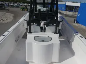 Thumbnail von Twin Vee 280 GFX2