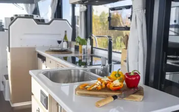 Thumbnail von Delphia 12 Sedan