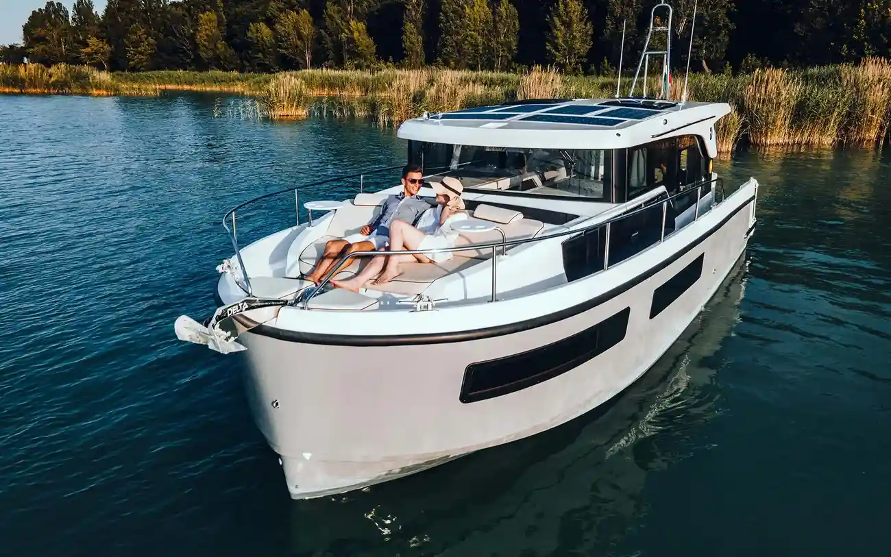 Thumbnail von Delphia 11 Sedan