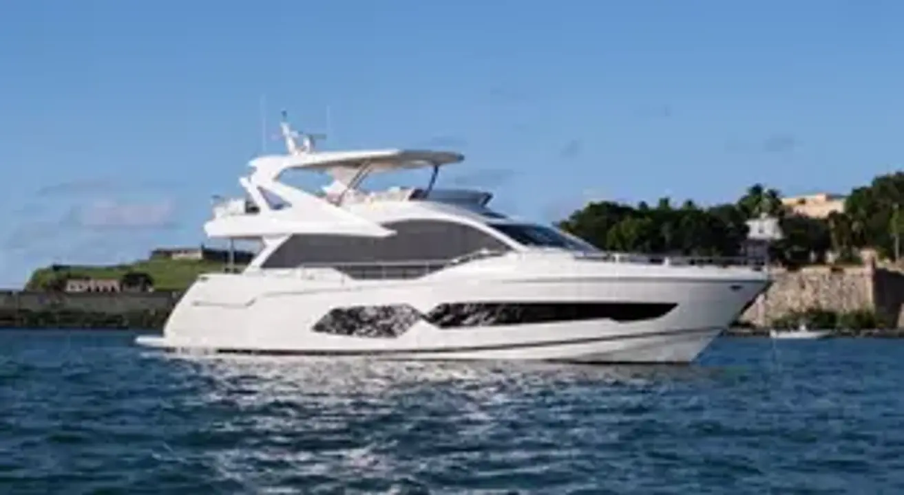 Sunseeker 76 Yacht