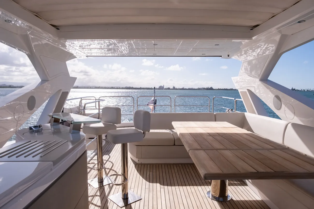 Thumbnail von Sunseeker 76 Yacht