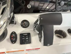 Thumbnail von Blackfin 242 HB