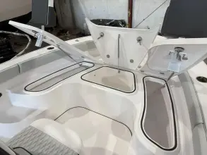 Thumbnail von Blackfin 242 HB