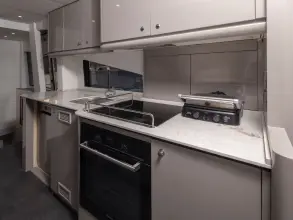 Thumbnail von Sunseeker 94 Yacht SPACE ODDITY