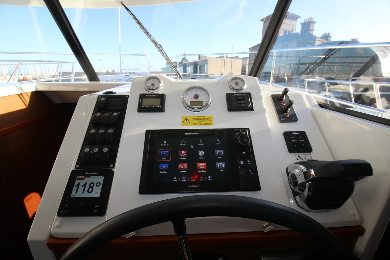 Thumbnail von Beneteau Swift Trawler 30