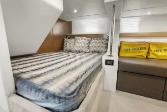 Thumbnail von Cruisers Yachts 45 Cantius Abundance