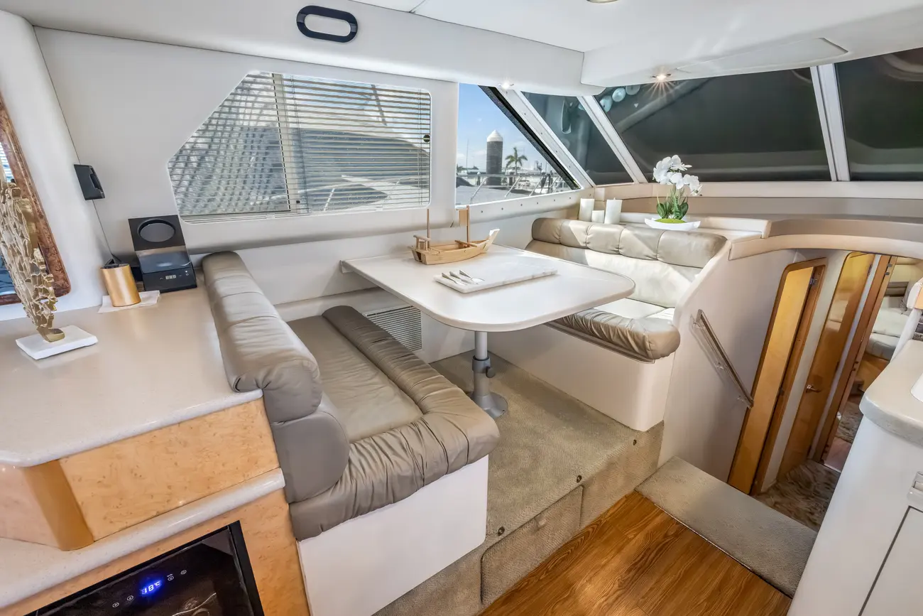 Thumbnail von Sea Ray 550 Sedan Bridge