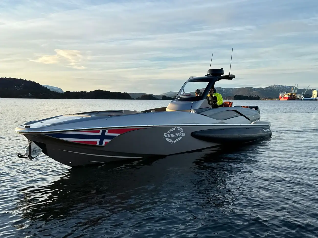Thumbnail von Sunseeker Hawk 38