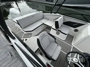 Thumbnail von Sea Ray SPX 210 z silnikiem zewnętrznym