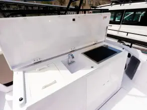 Thumbnail von Axopar 28 T Top RELM 1