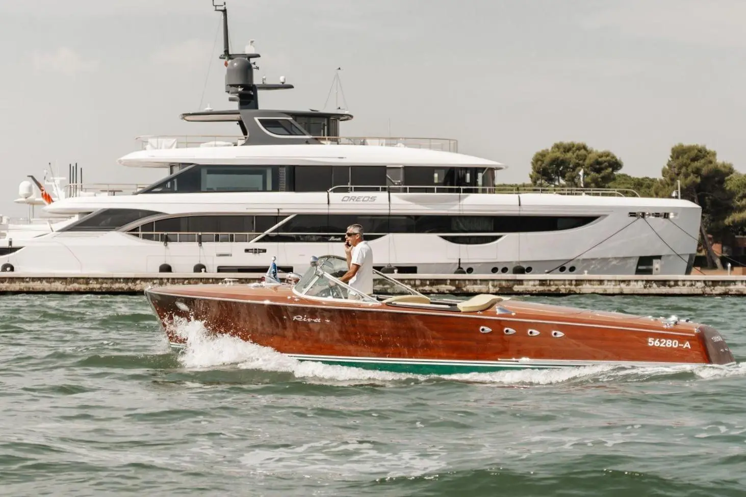 Thumbnail von Riva Tritone